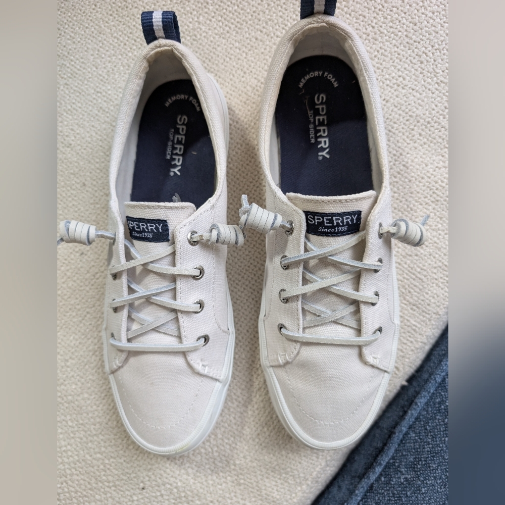 Sperry Canvas Sneakers Authentic - Picture 2 of 9